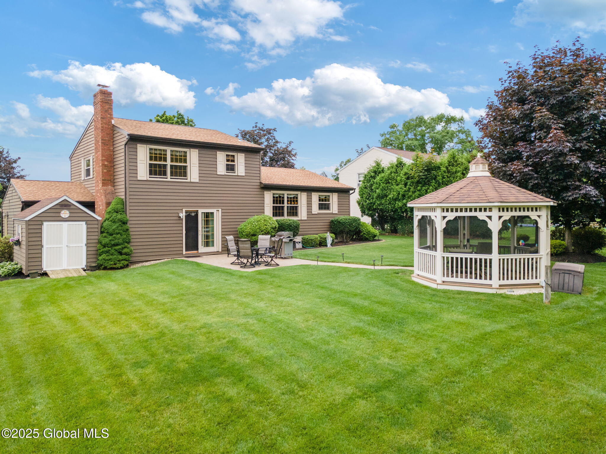 34 Meadowbrook Road Colonie, NY 12189 - Photo 34 of 43 43-34MeadowbrookDr_43