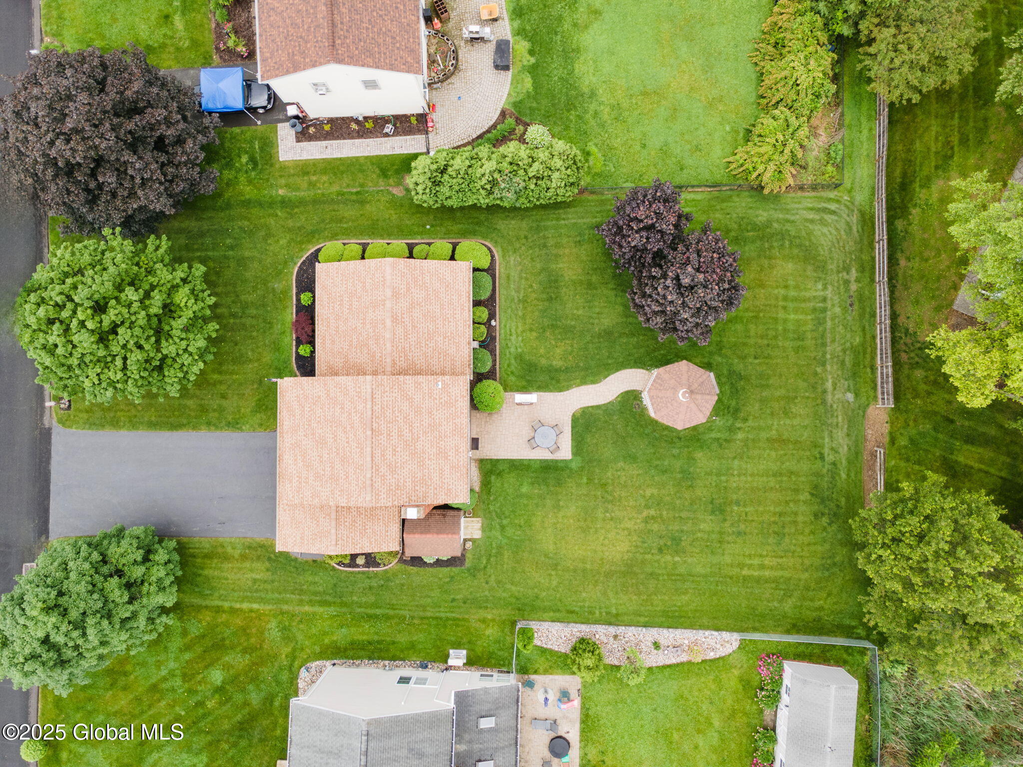 34 Meadowbrook Road Colonie, NY 12189 - Photo 36 of 43 45-34MeadowbrookDr_45