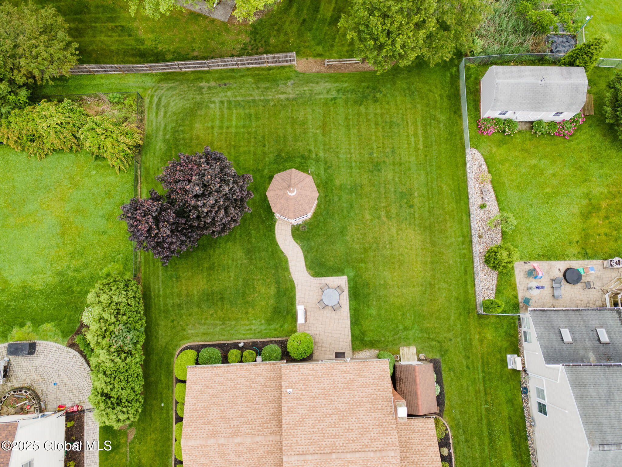 34 Meadowbrook Road Colonie, NY 12189 - Photo 37 of 43 46-34MeadowbrookDr_46