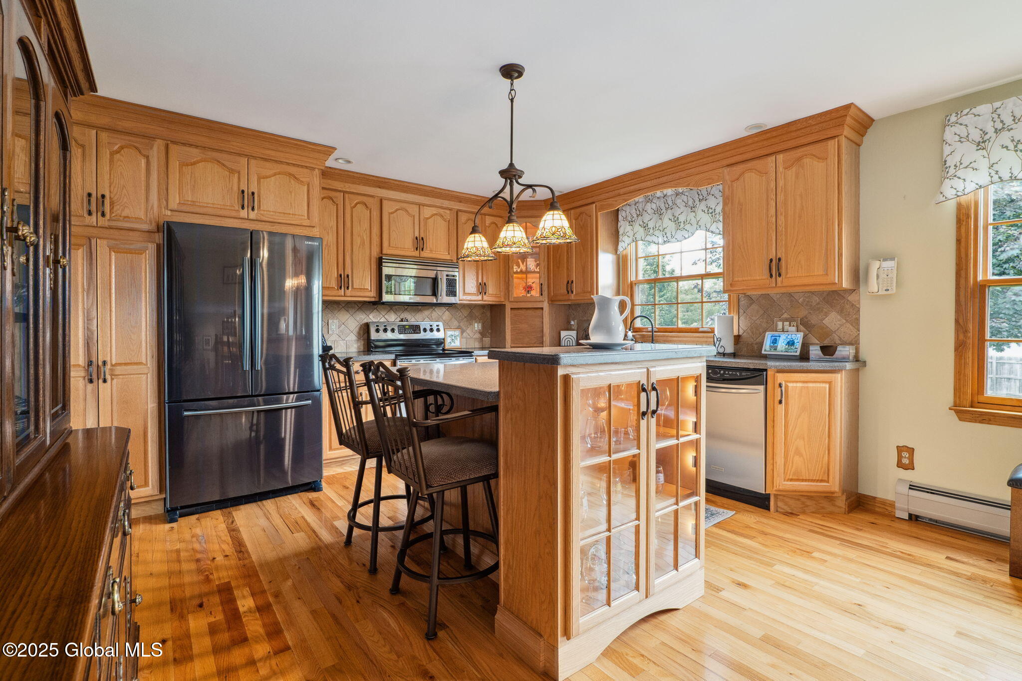 34 Meadowbrook Road Colonie, NY 12189 - Photo 7 of 43 8-34MeadowbrookDr_08