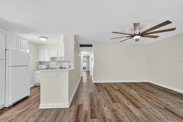 $145,000 | 1802 Bedford Lane, Unit 12, Sun City Center, FL 33573