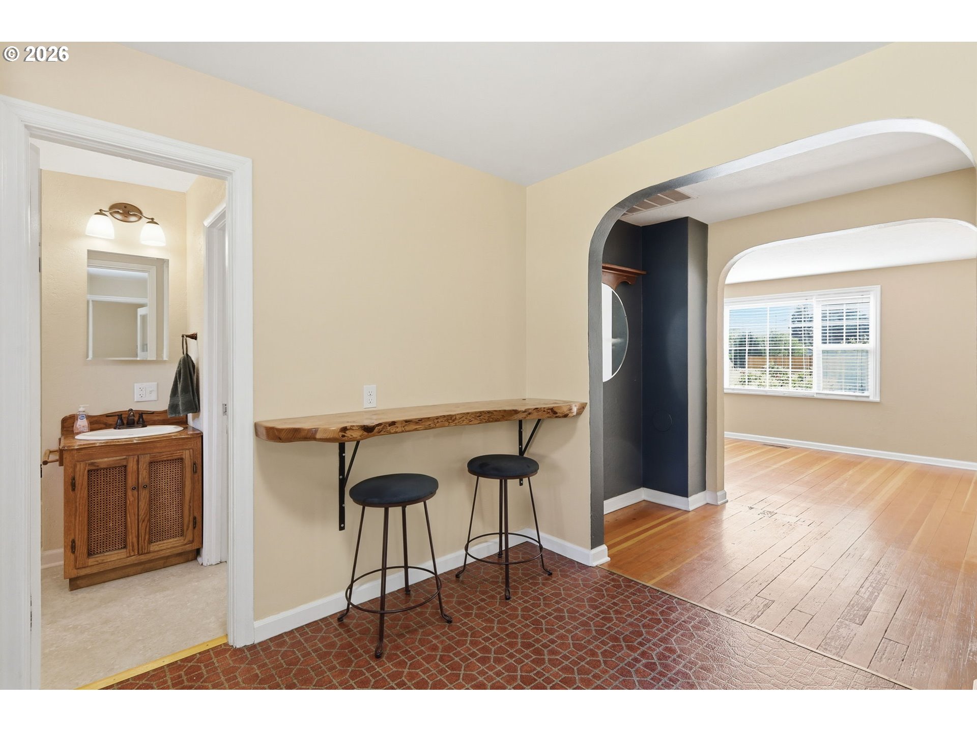 2063 2nd Street Springfield, OR 97477 - Photo 13 of 45