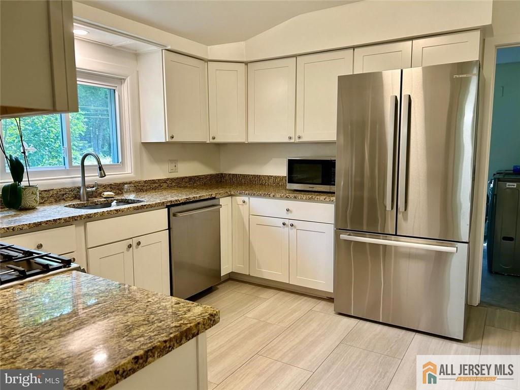 28 Pardoe Road Princeton, NJ 08540 - Photo 2 of 14