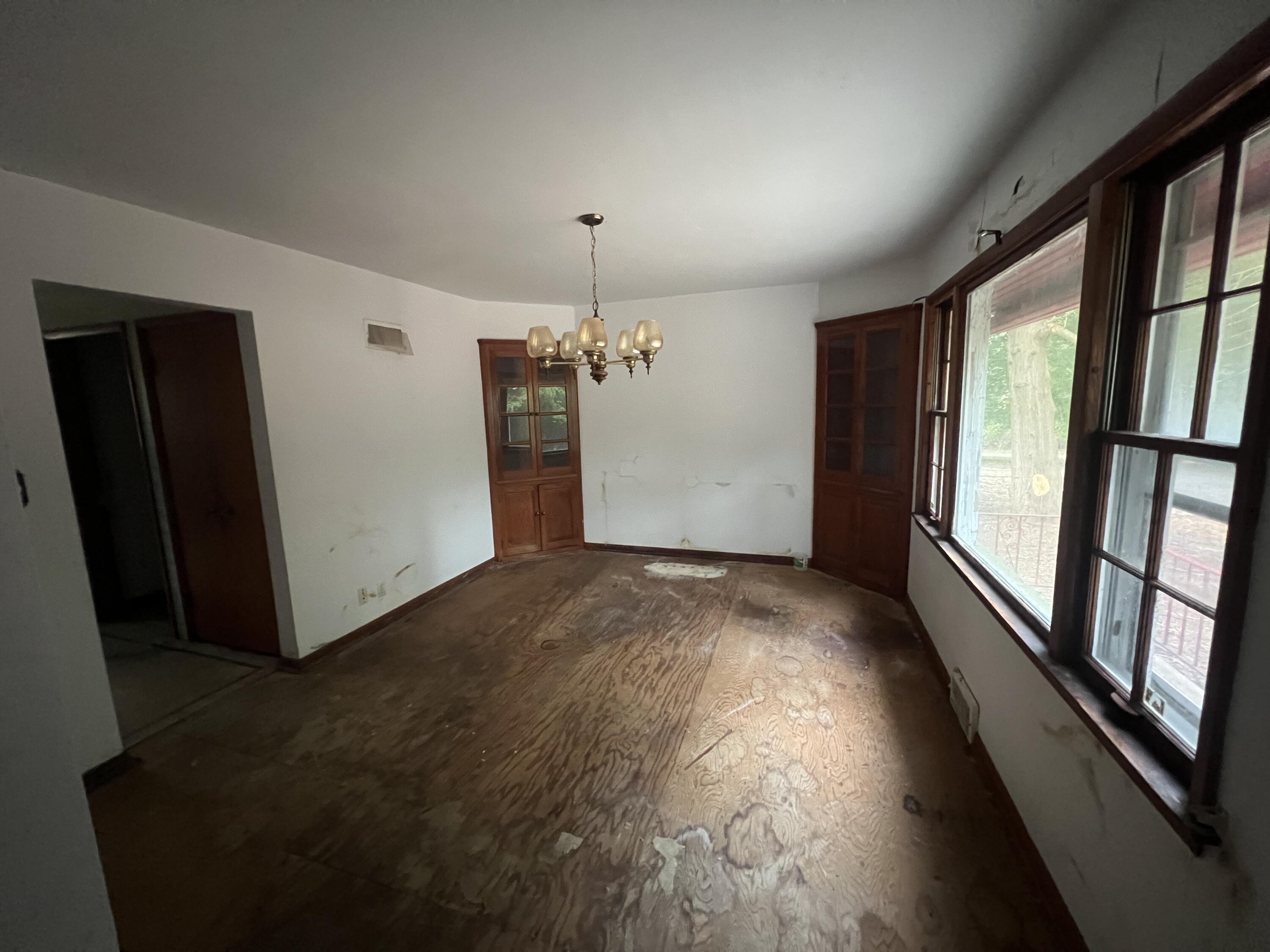 4848 Highway 83 Chenequa, WI 53029 - Photo 4 of 21 Dining Room