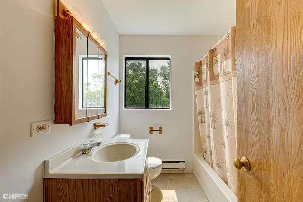 $1,650 | 439 Berkshire Drive, Unit 36, Crystal Lake, IL 60014