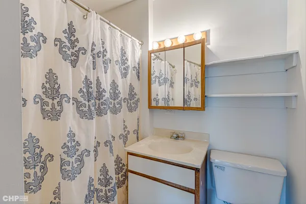 $1,650 | 439 Berkshire Drive, Unit 36, Crystal Lake, IL 60014