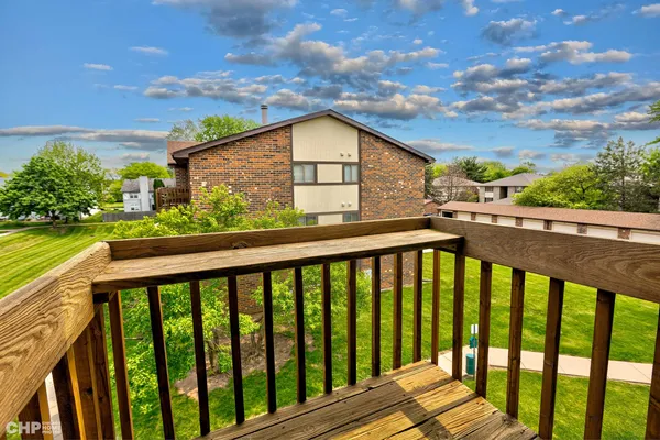 $1,650 | 439 Berkshire Drive, Unit 36, Crystal Lake, IL 60014