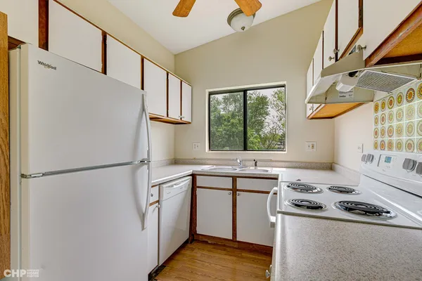 $1,650 | 439 Berkshire Drive, Unit 36, Crystal Lake, IL 60014