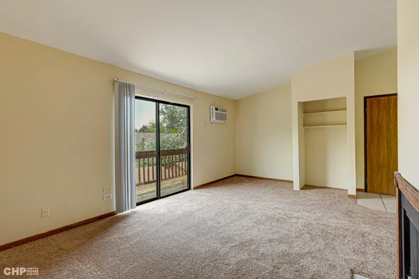 $1,650 | 439 Berkshire Drive, Unit 36, Crystal Lake, IL 60014