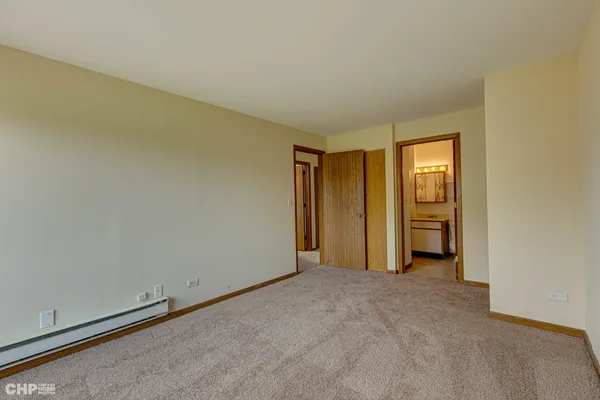 $1,650 | 439 Berkshire Drive, Unit 36, Crystal Lake, IL 60014