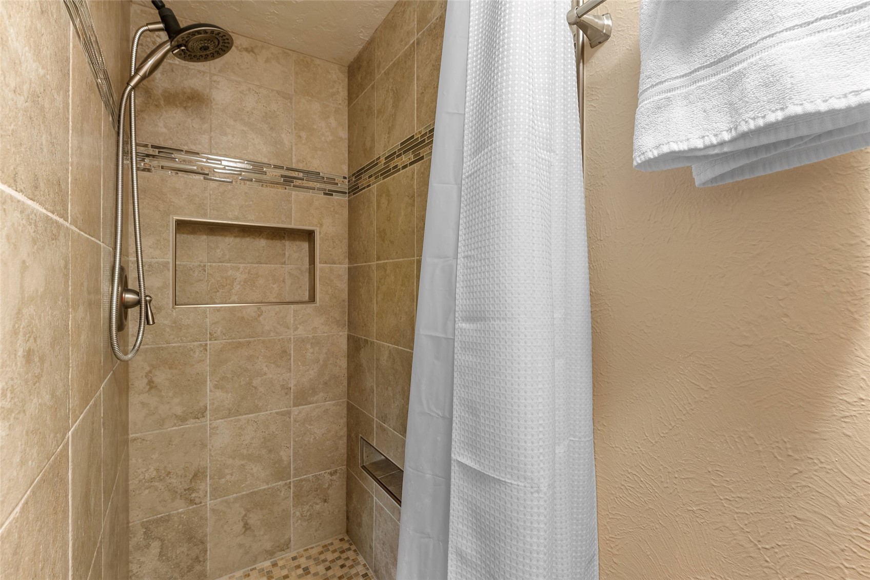 9800 Ryan Gulch Road, Unit 201 Silverthorne, CO 80498 - Photo 17 of 33