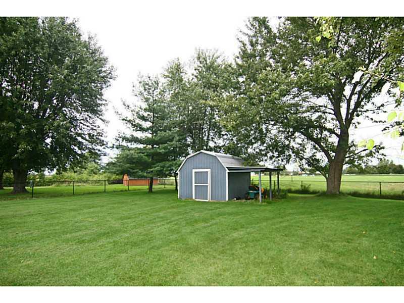 9188 Leroy Road Brownsburg, IN 46112 - Photo 10 of 24