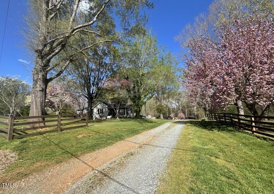 7800 West Lebanon Road Mebane, NC 27302 - Photo 51 of 52 Front Drive