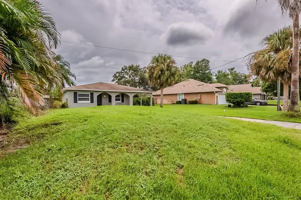 $341,880 | 28042 Lois Drive, Tavares, FL 32778