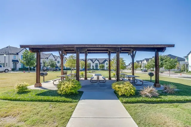 $355,000 | 7705 Reis Lane, North Richland Hills, TX 76182