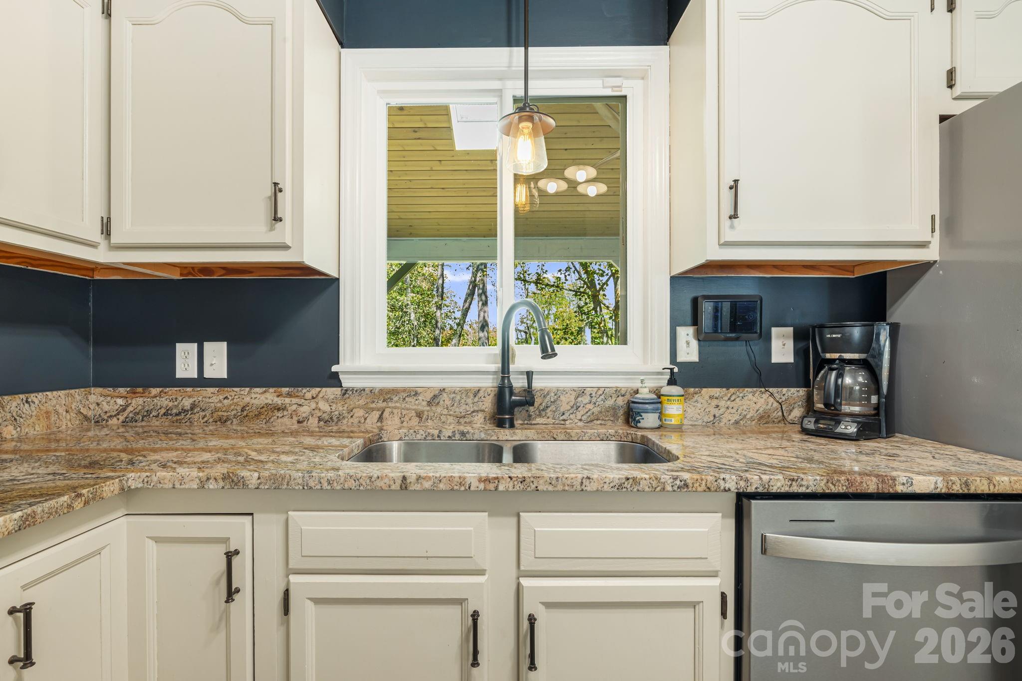 40 Harold Sluder Road Alexander, NC 28701 - Photo 11 of 38