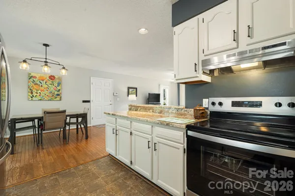 $542,900 | 40 Harold Sluder Road, Alexander, NC 28701