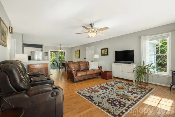 $542,900 | 40 Harold Sluder Road, Alexander, NC 28701