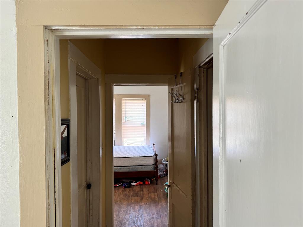 308 East 4th Street Coleman, TX 76834 - Photo 5 of 11