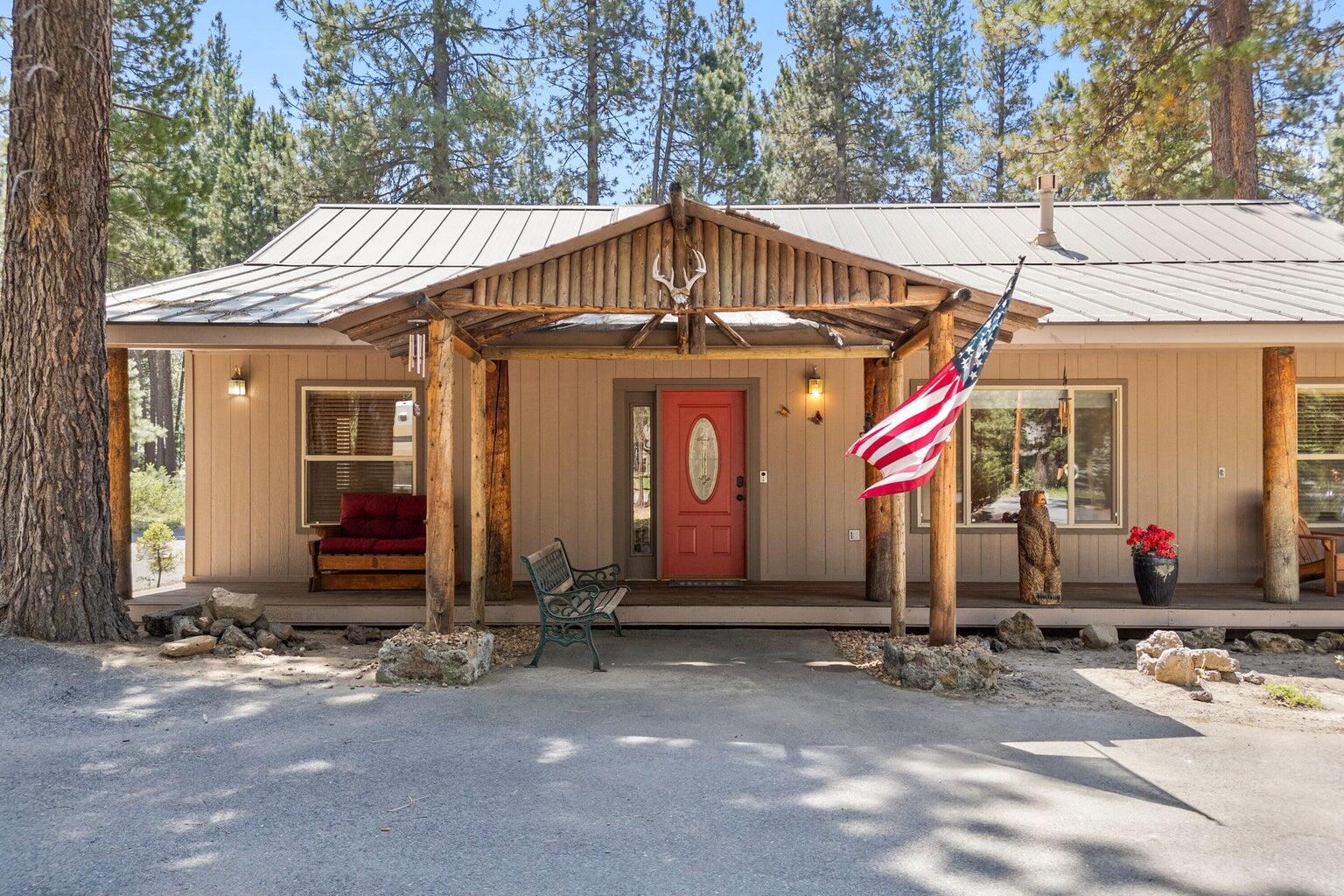 17149 Norwalk Road Bend, OR 97707 - Photo 2 of 32