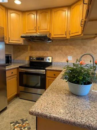 $729,900 | 685 Palomino Drive, Unit D, Pleasanton, CA 94566