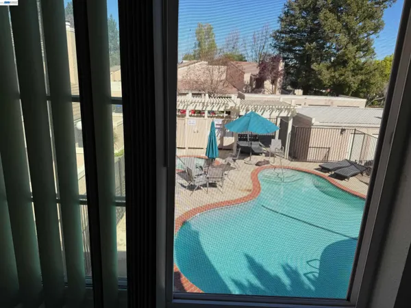 $729,900 | 685 Palomino Drive, Unit D, Pleasanton, CA 94566