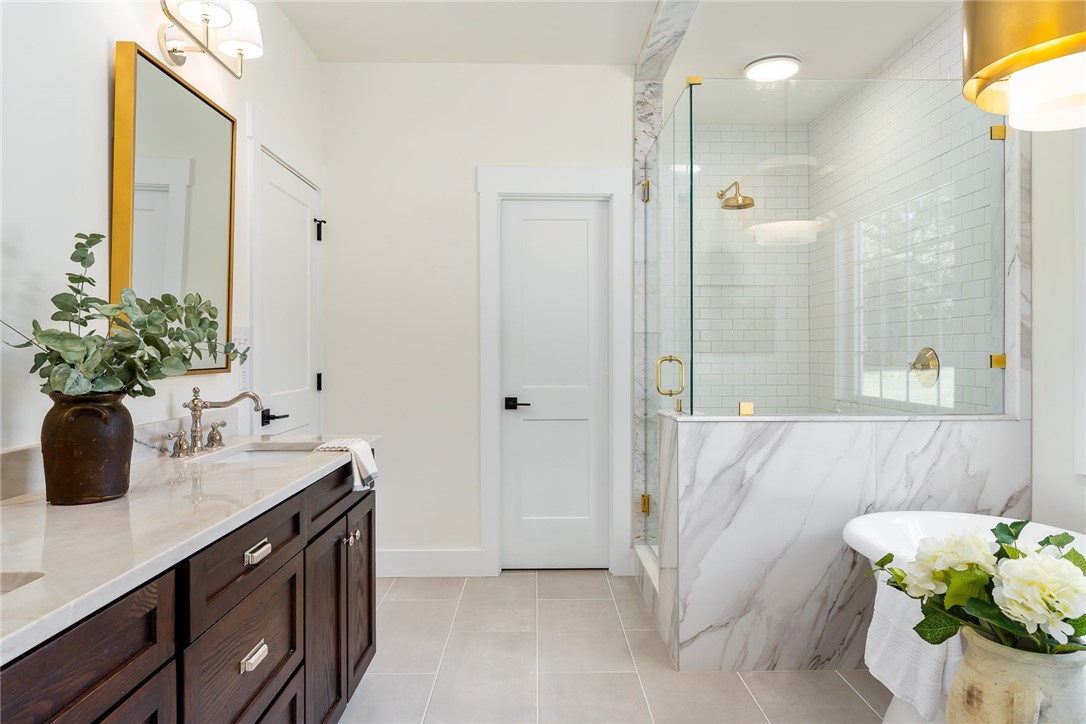 5016 Copeland Road Belton, SC 29627 - Photo 29 of 50 Private toilet room