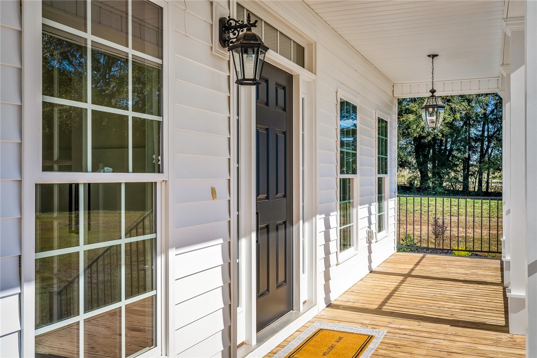 5016 Copeland Road Belton, SC 29627 - Photo 6 of 50