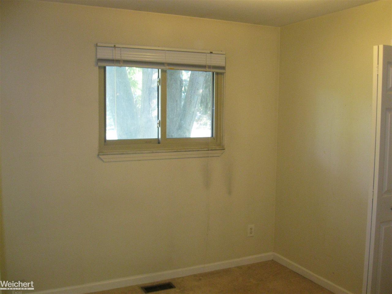 3231 West Utica Road Utica, MI 48317 - Photo 18 of 23