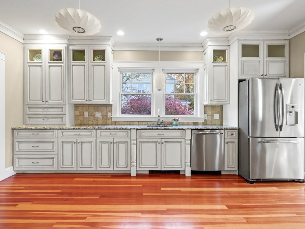 44 Norfolk Street Needham, MA 02492 - Photo 12 of 29