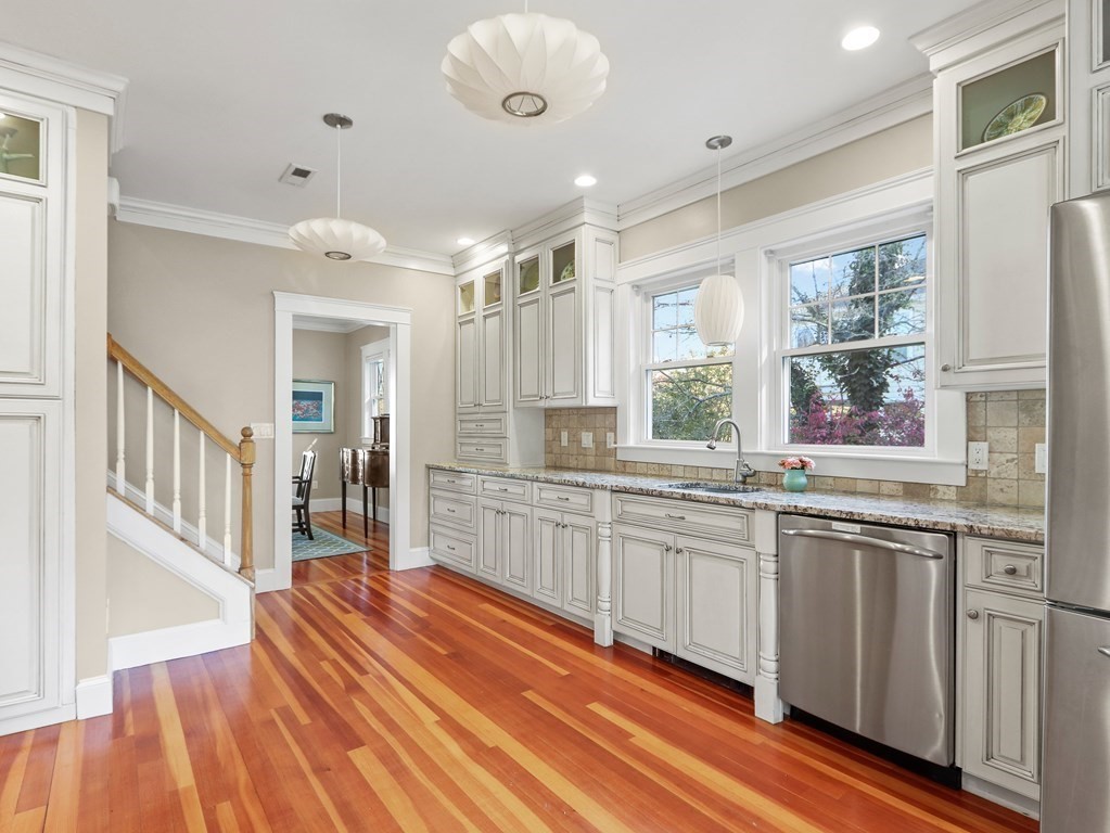 44 Norfolk Street Needham, MA 02492 - Photo 13 of 29