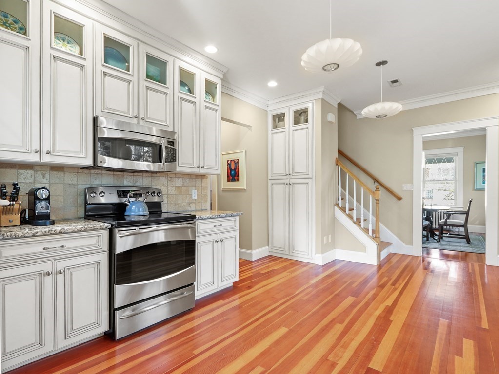 44 Norfolk Street Needham, MA 02492 - Photo 14 of 29