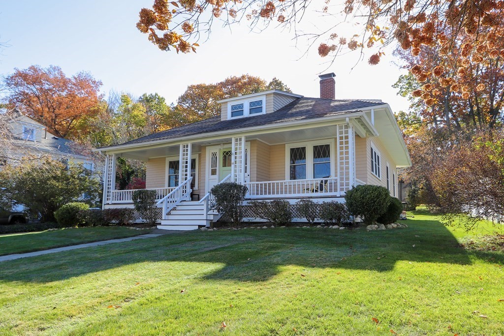 44 Norfolk Street Needham, MA 02492 - Photo 2 of 29