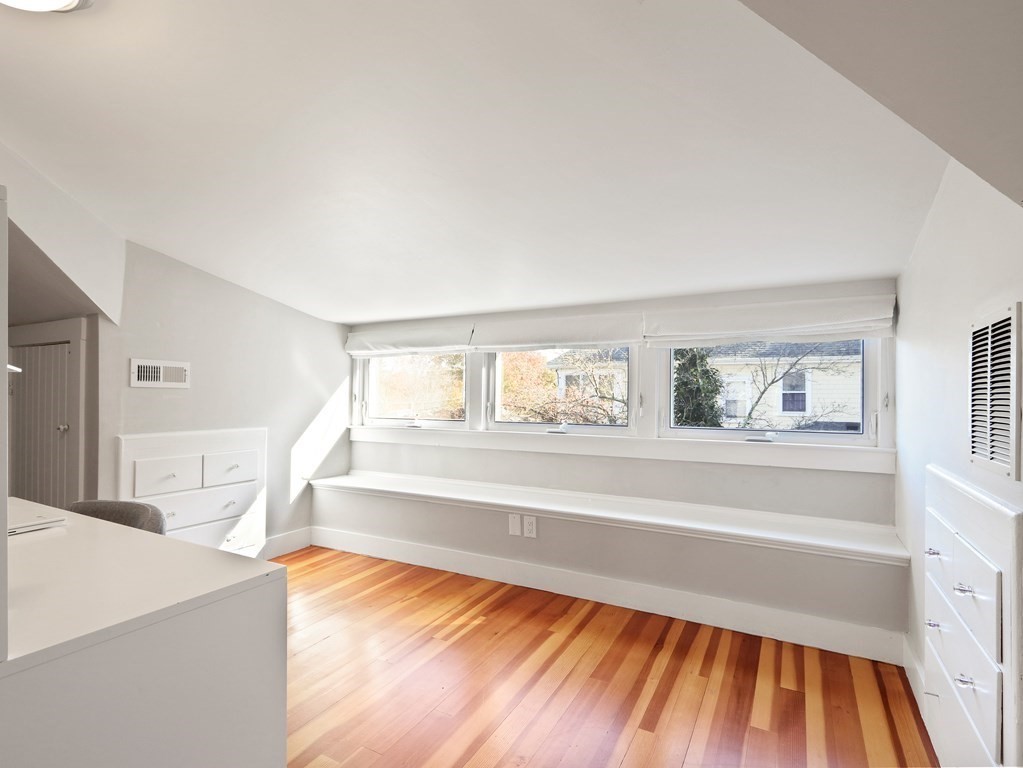 44 Norfolk Street Needham, MA 02492 - Photo 25 of 29