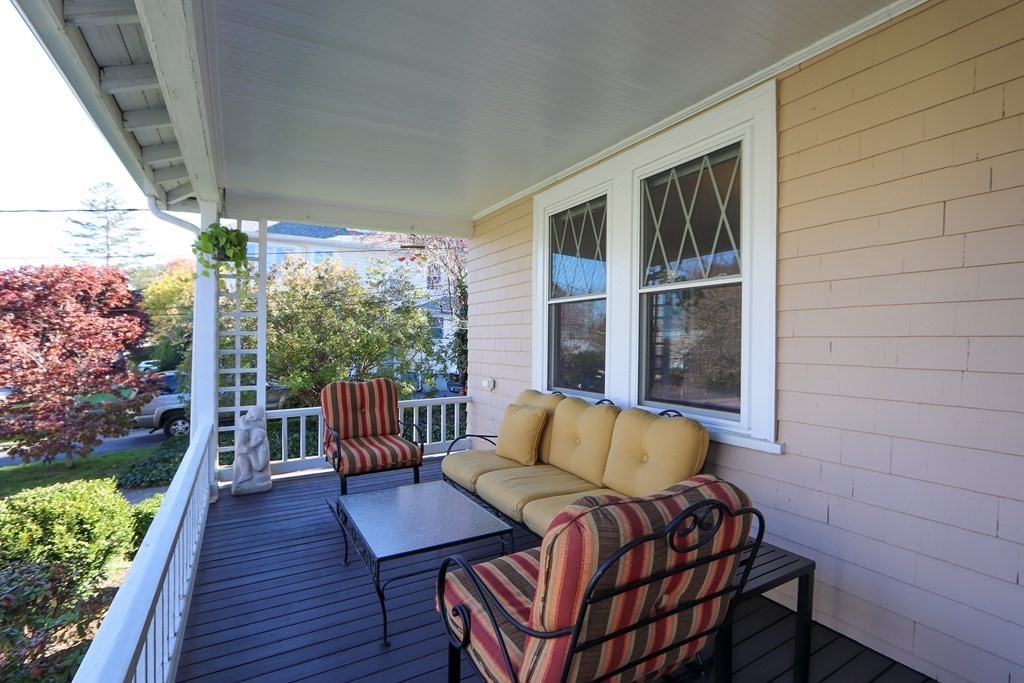 44 Norfolk Street Needham, MA 02492 - Photo 4 of 29