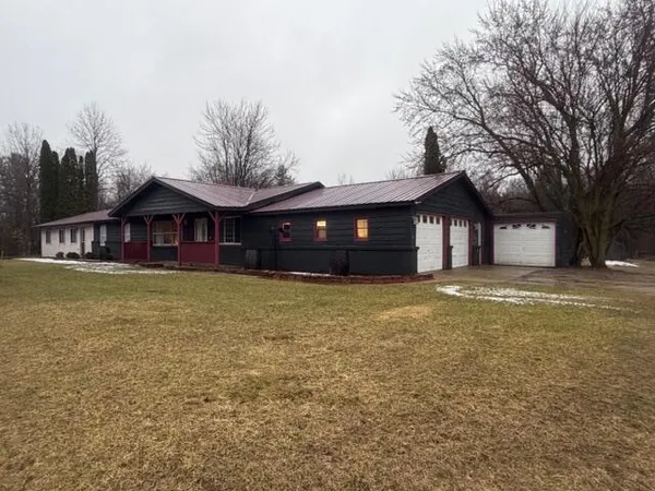 $399,900 | 500 East 136th Street, Grant, MI 49327