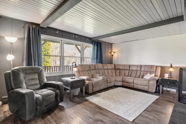 $399,900 | 500 East 136th Street, Grant, MI 49327