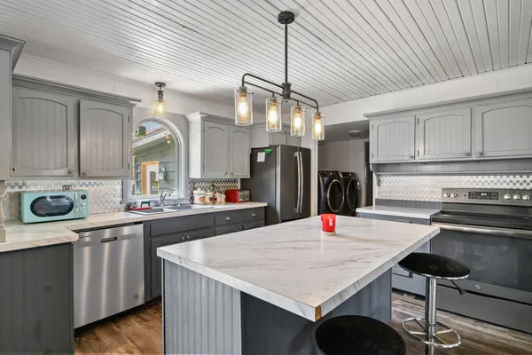 $399,900 | 500 East 136th Street, Grant, MI 49327