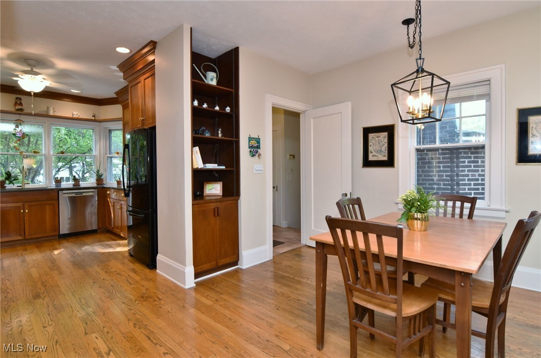 2714 Leighton Road Cleveland, OH 44120 - Photo 13 of 49 Gallery Image 13