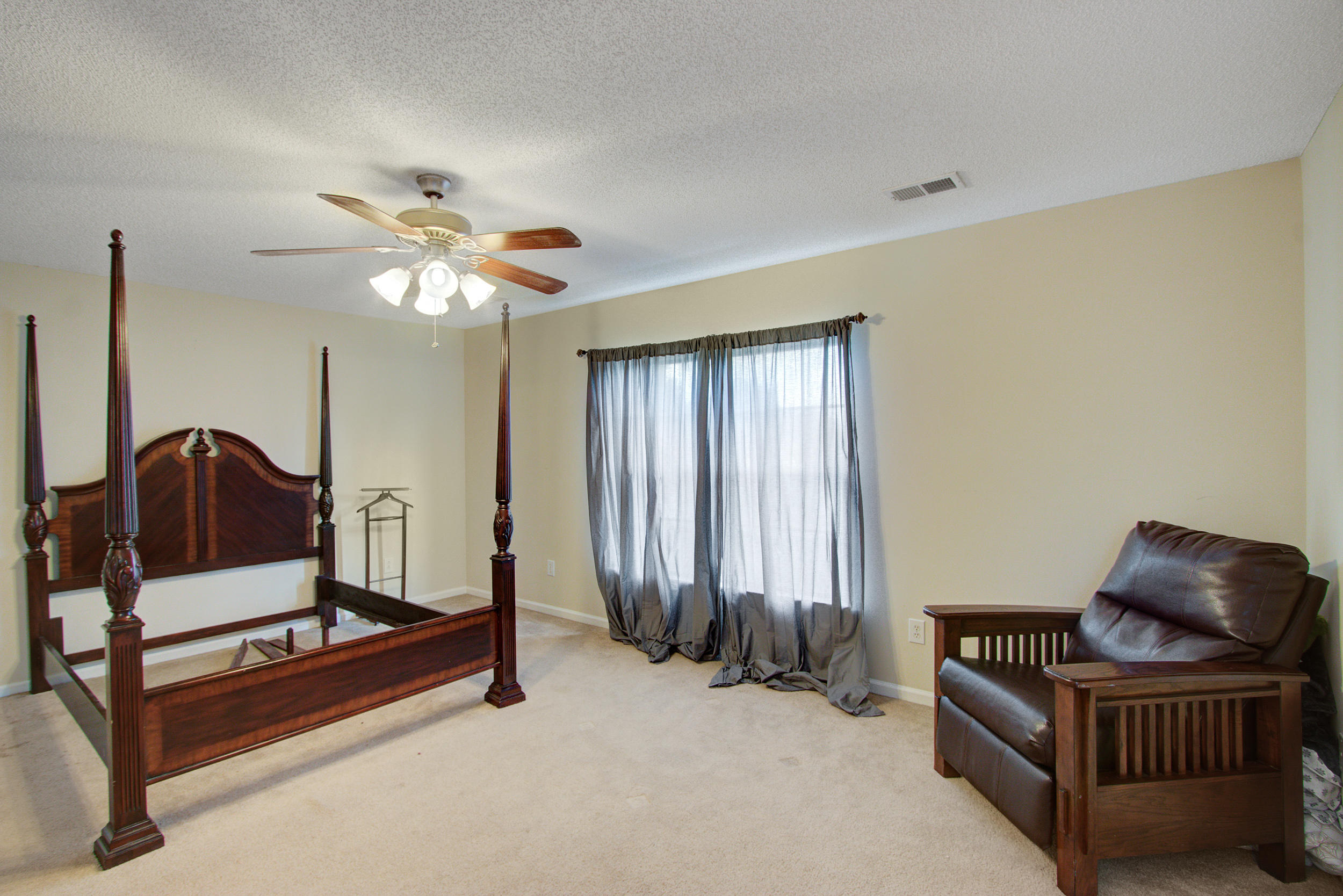 1135 Deerberry Road Hanahan, SC 29445 - Photo 24 of 40 1153 Deerberry, Rd Hanahan SC (27)