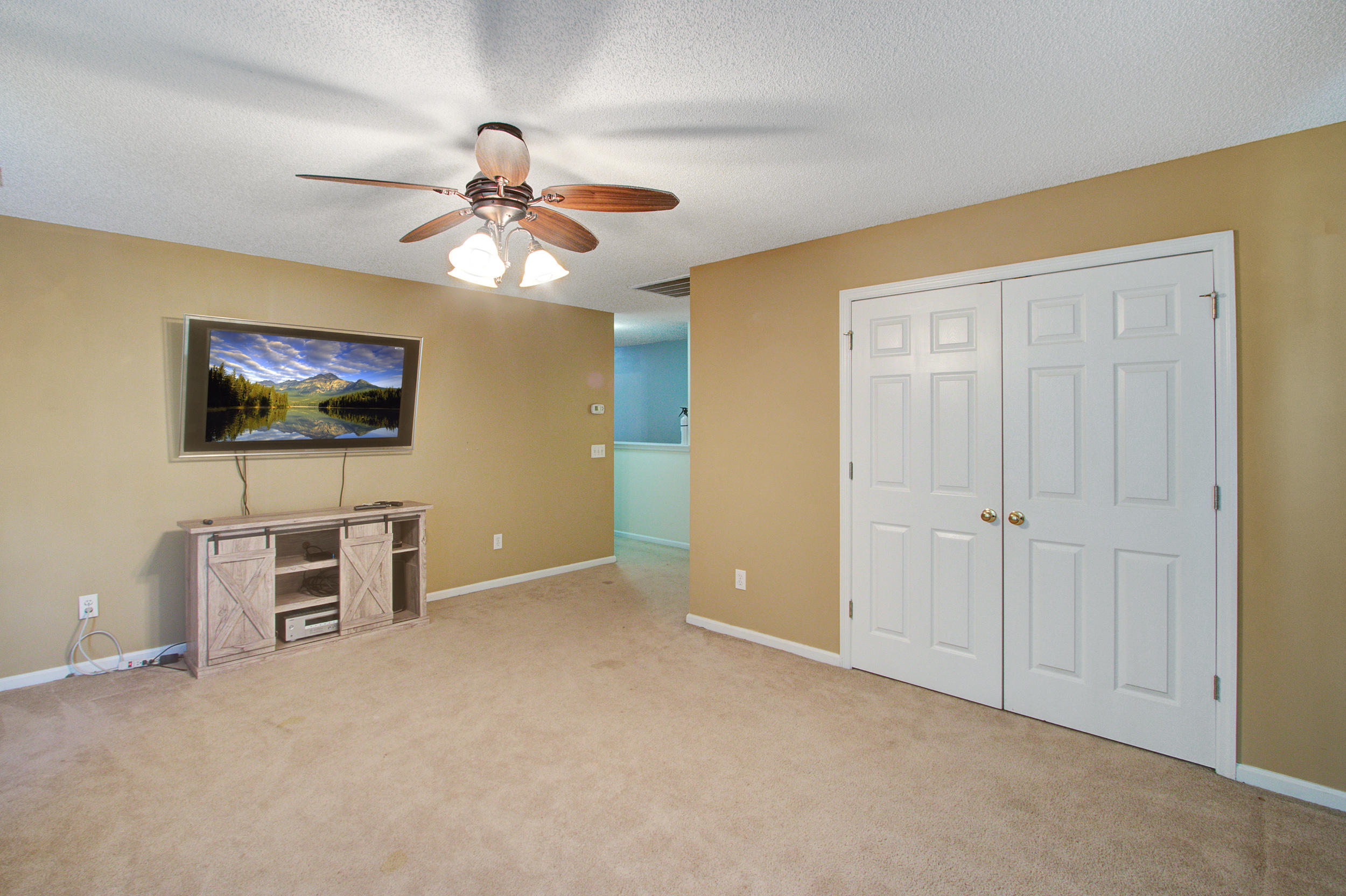 1135 Deerberry Road Hanahan, SC 29445 - Photo 27 of 40 1153 Deerberry, Rd Hanahan SC (30)
