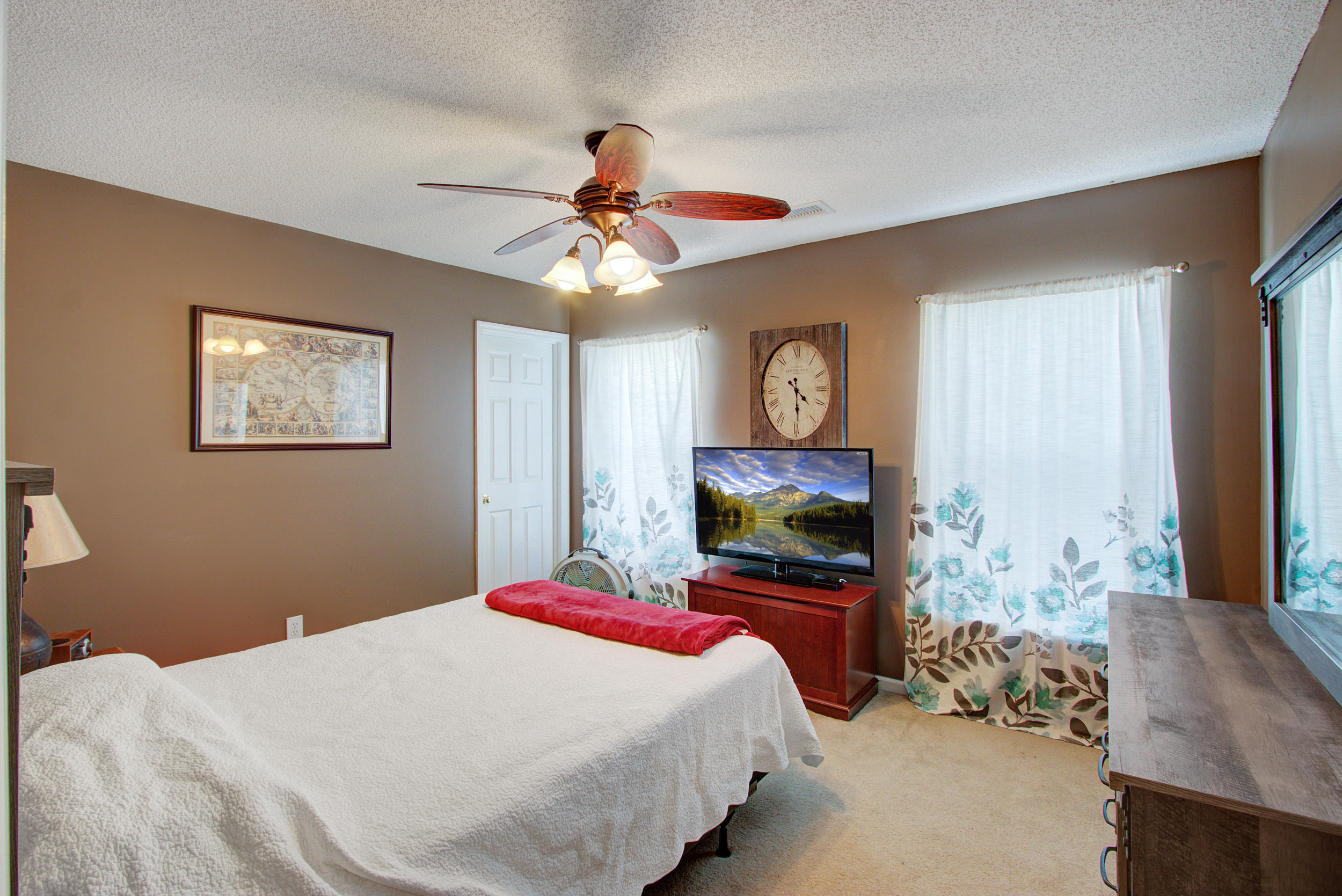 1135 Deerberry Road Hanahan, SC 29445 - Photo 28 of 40 1153 Deerberry, Rd Hanahan SC (31)