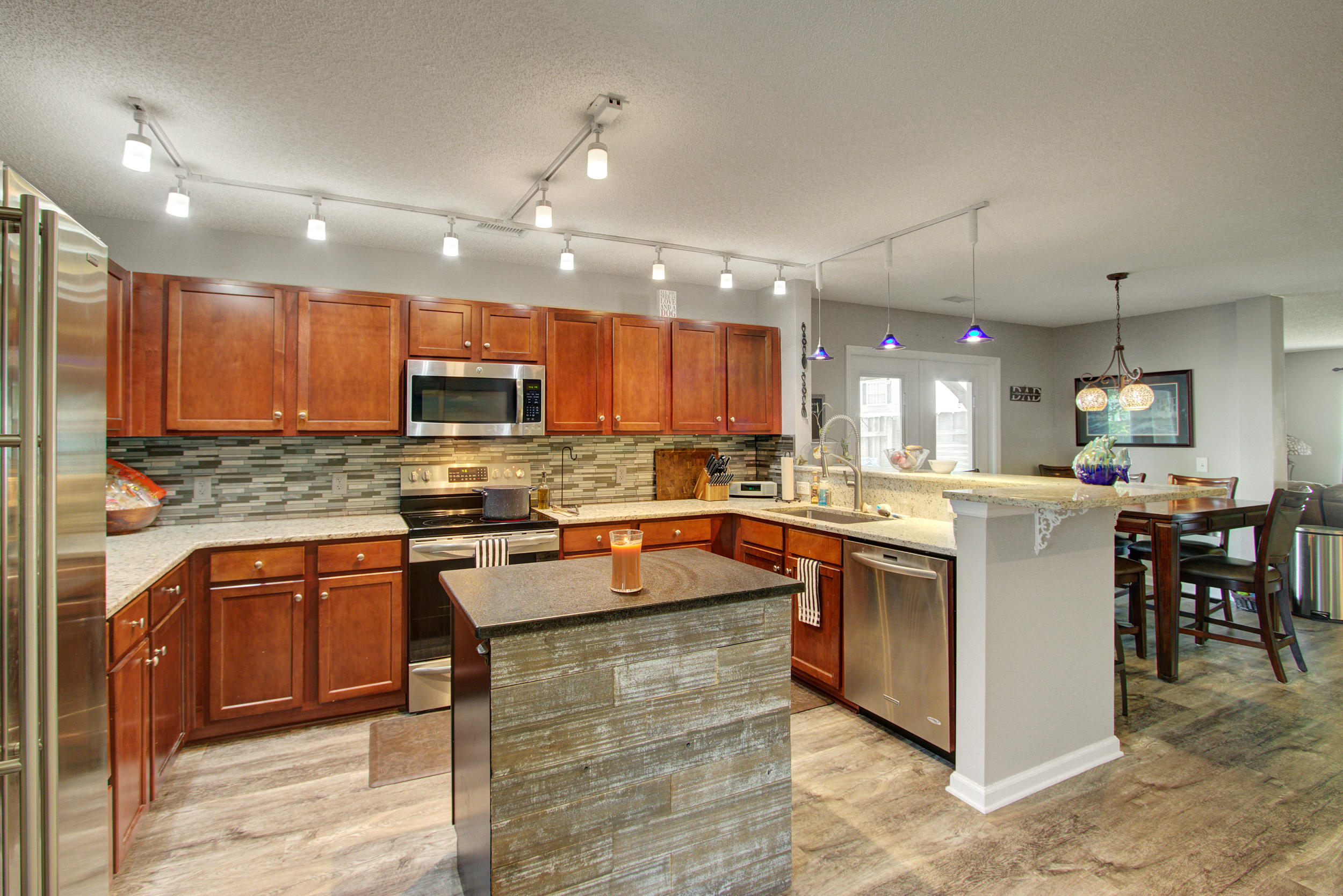 1135 Deerberry Road Hanahan, SC 29445 - Photo 9 of 40 1153 Deerberry, Rd Hanahan SC (18)