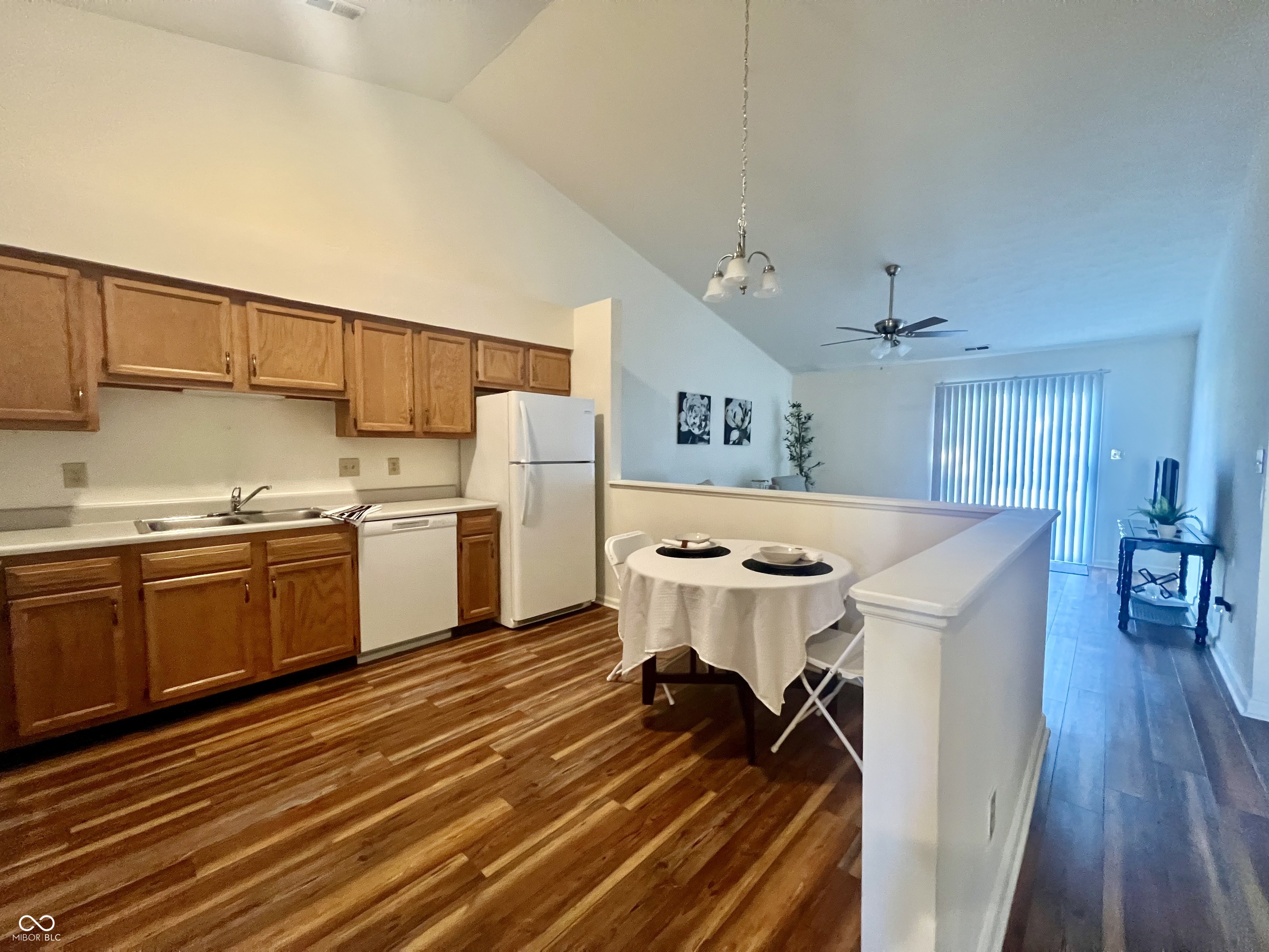 501 Woodberry Drive Danville, IN 46122 - Photo 3 of 14