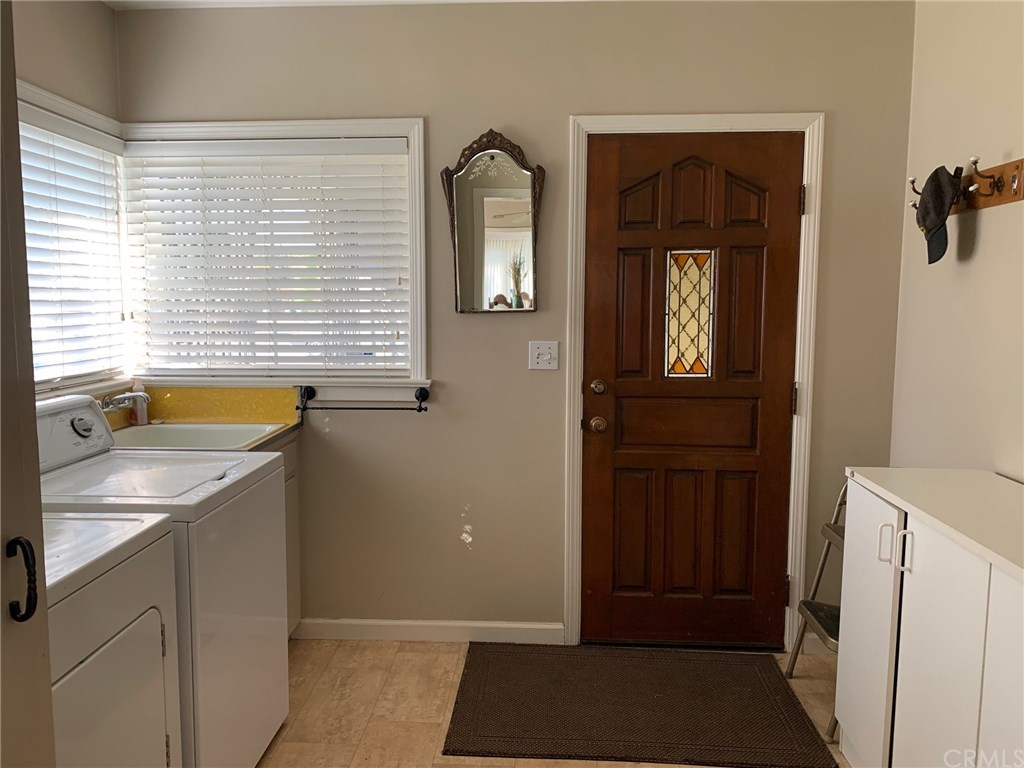 400 Fairview Avenue Madera, CA 93637 - Photo 6 of 36