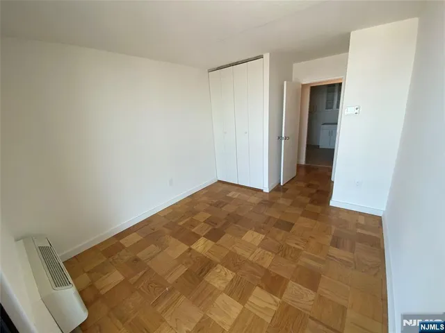 $2,992 | 1275 15th Street, Unit 19C, Fort Lee, NJ 07024