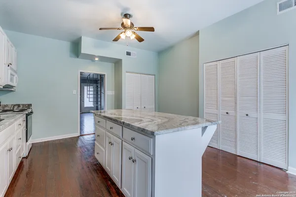 $3,200 | 124 Normandy Avenue, Alamo Heights, TX 78209