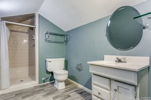 $3,200 | 124 Normandy Avenue, Alamo Heights, TX 78209