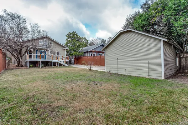 $3,200 | 124 Normandy Avenue, Alamo Heights, TX 78209