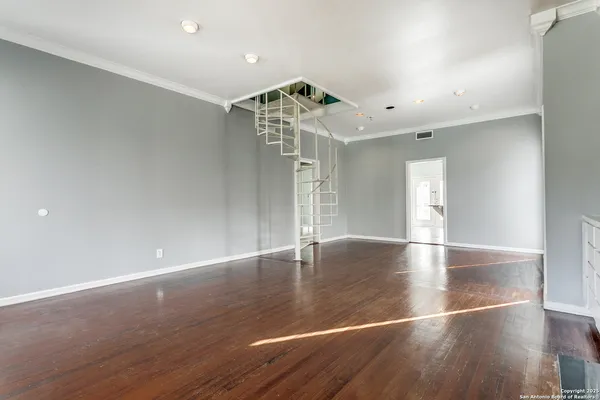$3,200 | 124 Normandy Avenue, Alamo Heights, TX 78209